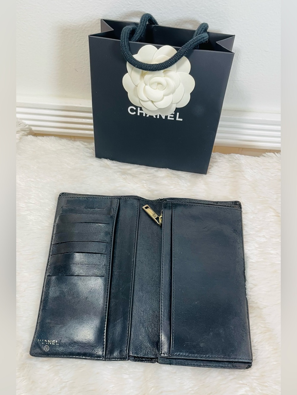 Chanel Authentic Caviar Wallet w/CALLOUTS - Picture 11 of 14